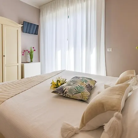 فندق مبيت وإفطار La Cornice سان جيمينيانو