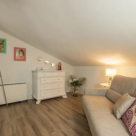 Frühstückspension La Cornice 4*