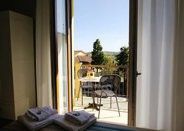 La Cornice