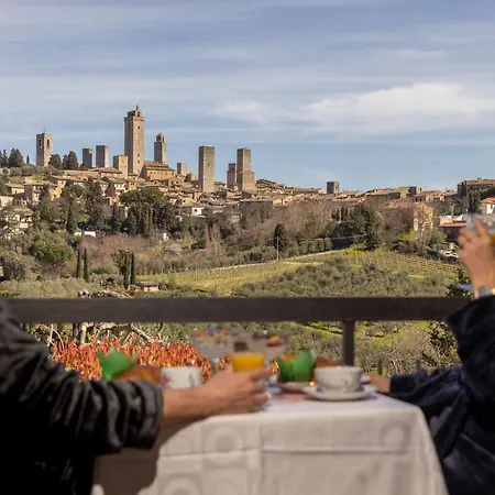 Bed & Breakfast La Cornice San Gimignano